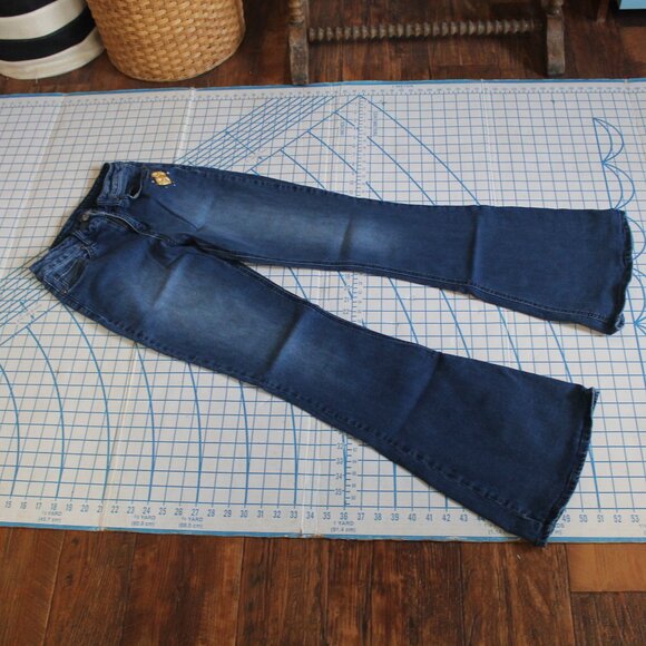 Star Wars Her Universe Han Solo Millenium Falcon Flare Retro Jeans, Jr. 5 - Picture 3 of 11